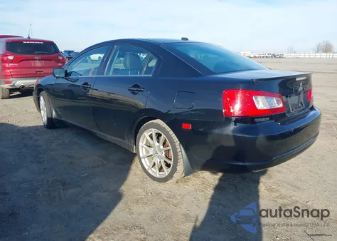 2011 Mitsubishi Galant Es/Se z USA, uszkodzony, nr VIN 4A32B3FF7BE016411